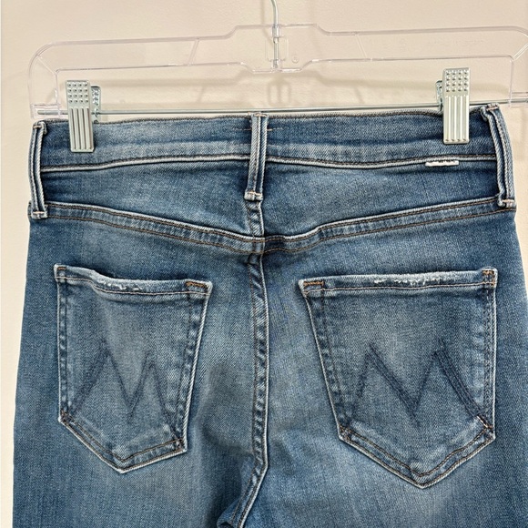 MOTHER the Mid-Rise Dazzler Ankle Fray Jeans in Opposites Attract Size 26 - Picture 8 of 13